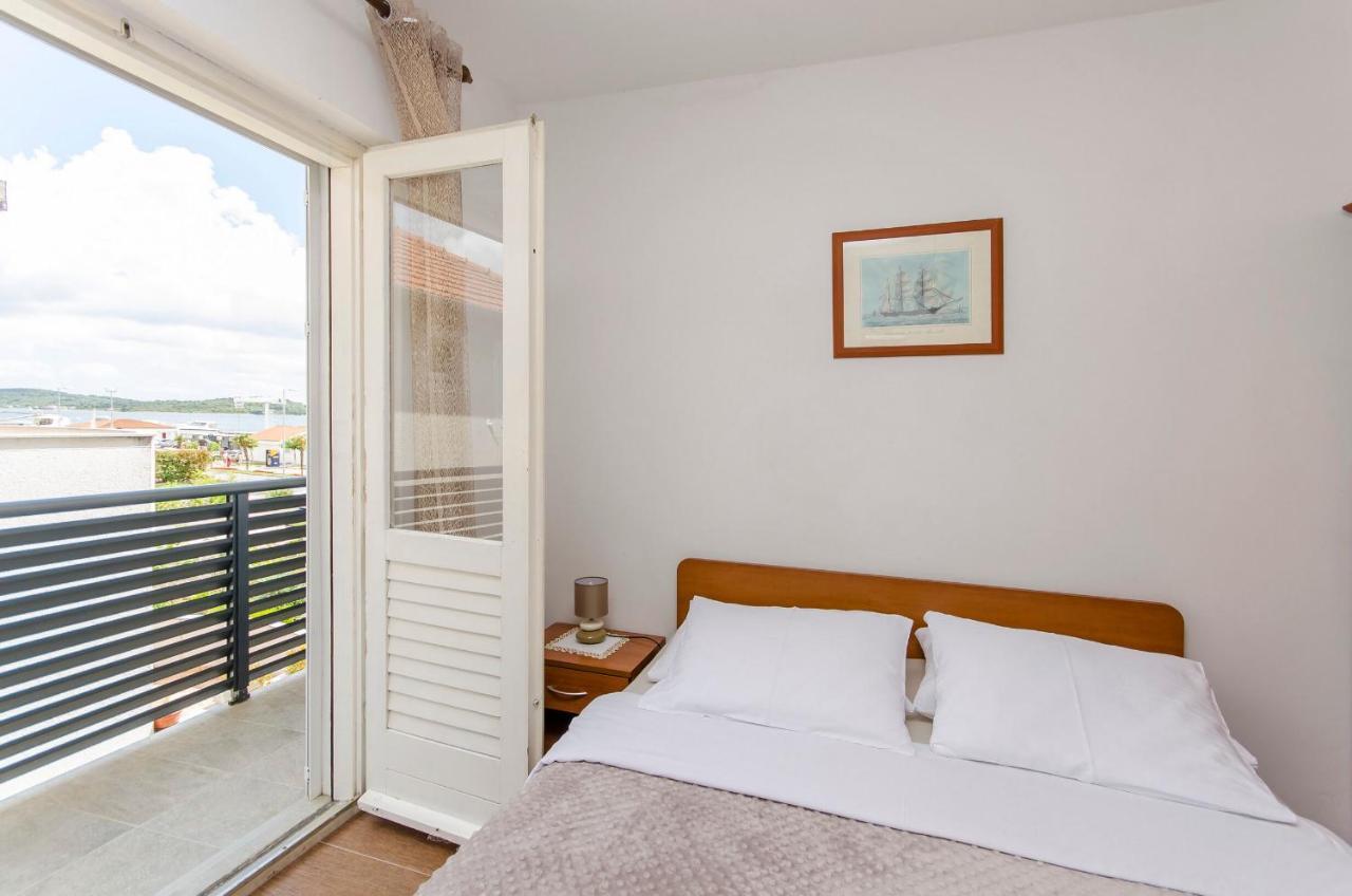 Apartments And Rooms Mare Vodice Exteriér fotografie