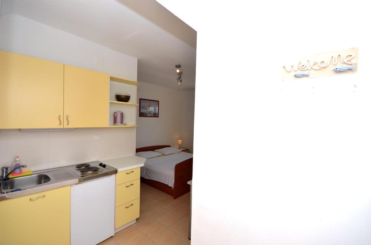 Apartments And Rooms Mare Vodice Exteriér fotografie