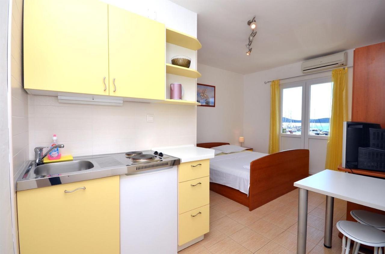 Apartments And Rooms Mare Vodice Exteriér fotografie